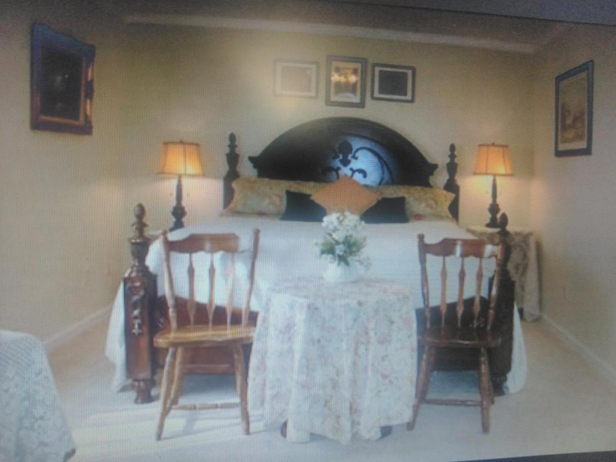 Serenity Hill B&B Sloans Crossing Esterno foto